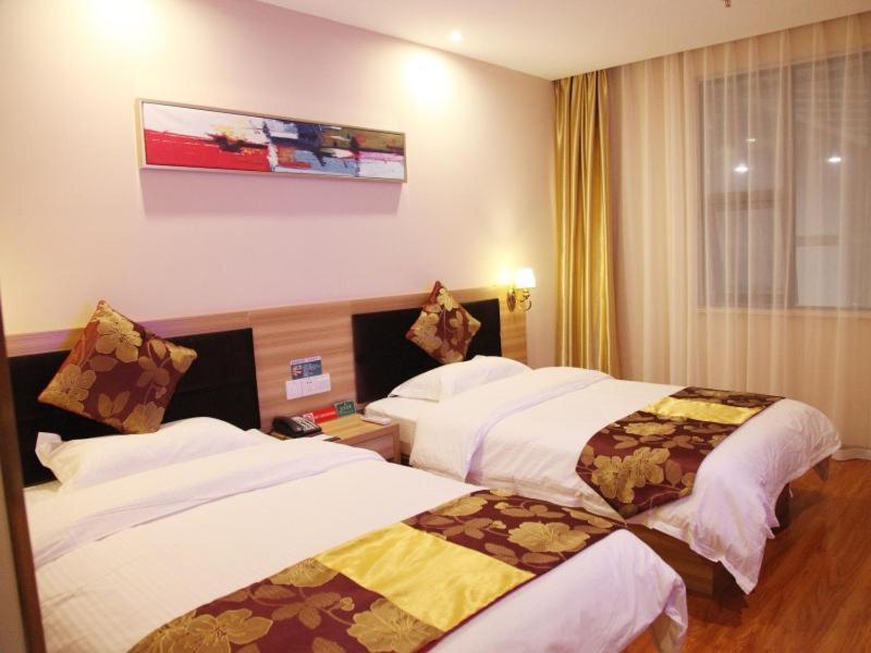 Greentree Alliance Yichang East Yichang Station Hotel Екстериор снимка