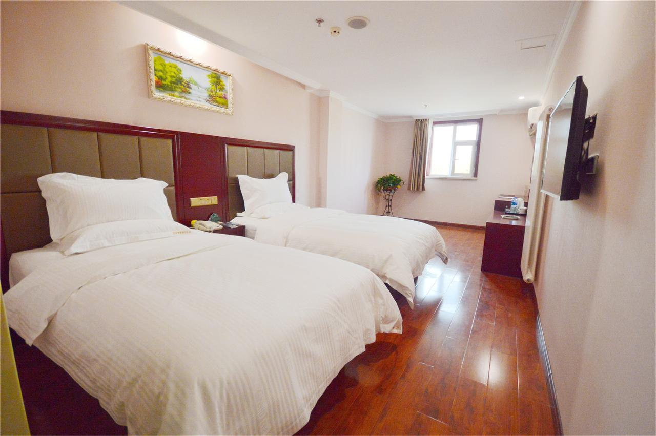 Greentree Alliance Yichang East Yichang Station Hotel Екстериор снимка